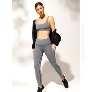 Alo Yoga workout set